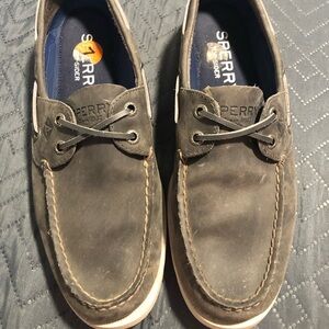 Men’s grey Sperry’s, size 7. Fit me well.